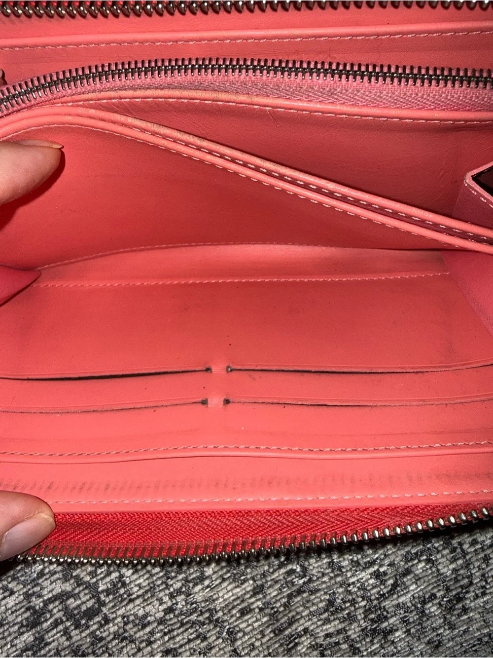 Louis Vuitton Monogram Vernis Rayures Zippy Wallet